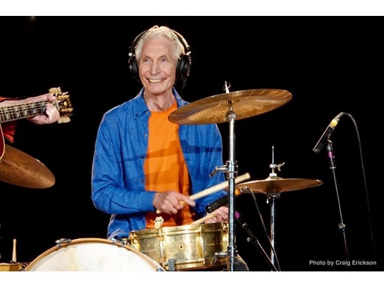 Charlie Watts on stage with his tongue and lips key #1 (2019)