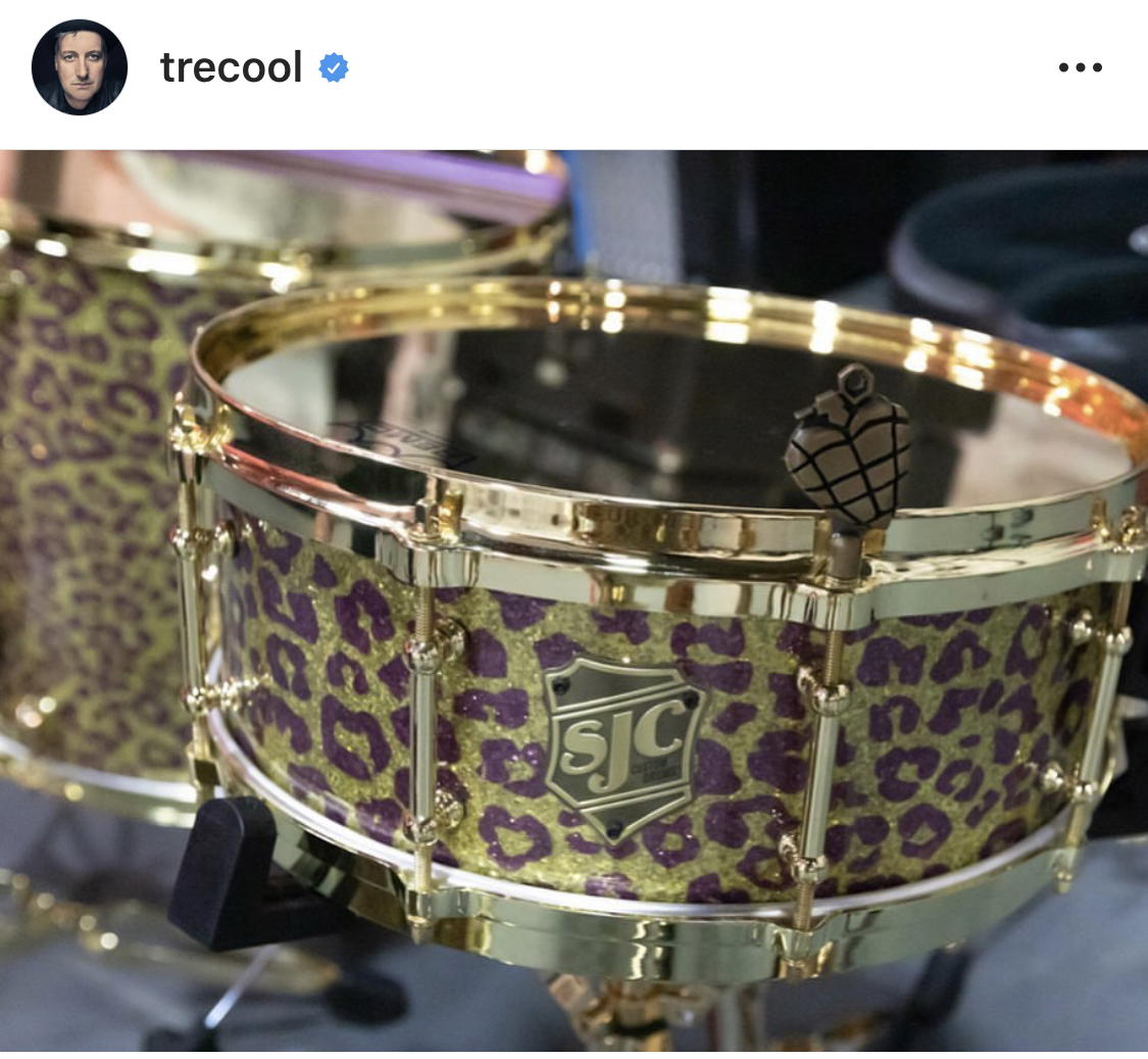 Tré Cool's #5 heart grenade key on his SJC snare drum